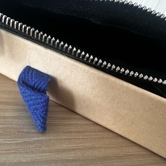 Authentic Louis Vuitton Graphite Key Pouch | new never used | 100% authentic - Picture 5 of 13